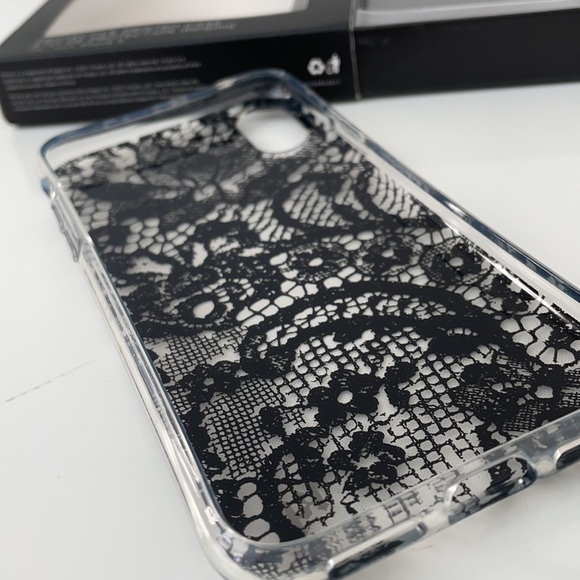 KENDYL & KYLE IPHONE X PROTECTIVE CASE BLACK LACE - Picture 5 of 15